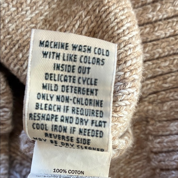 L.L. Bean Light Tan Cable Knit Cardigan Sz M - Picture 7 of 8